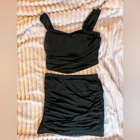 SHEIN Dresses & Skirts - 🖤 SHEIN Curve Black 2-Piece Set (1XL) – Excellent Pre-Owned Condition
